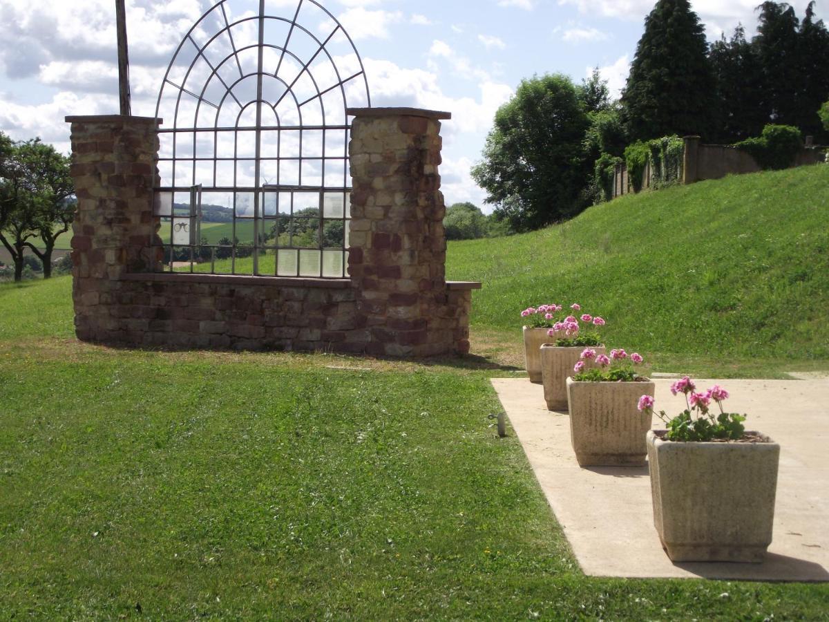 Gite "Vue Sur La Frontiere" Heining-les-Bouzonville Exteriör bild