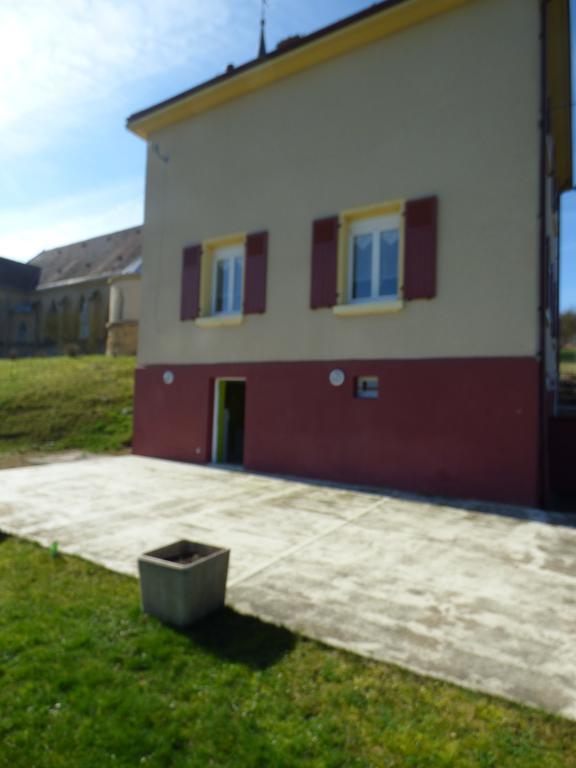 Gite "Vue Sur La Frontiere" Heining-les-Bouzonville Exteriör bild